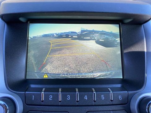 Used 2017 Chevrolet Equinox LT w/ Convenience Package image 26