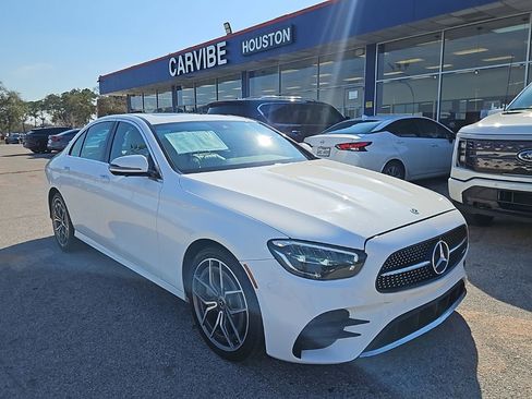 Used 2022 Mercedes-Benz E 350 4MATIC Sedan w/ AMG Line Exterior image 1