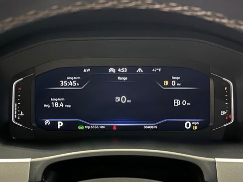 Used 2022 Volkswagen Atlas Cross Sport SE image 25