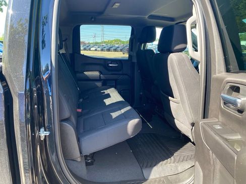 Used 2023 Chevrolet Silverado 1500 Custom Trail Boss w/ LPO, Dark Essentials Package AWD/4WD image 10
