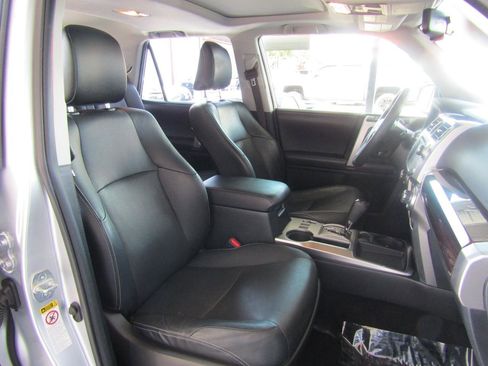 Used 2016 Toyota 4Runner Limited image 12