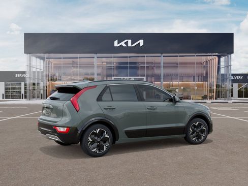 New 2025 Kia Niro Wind w/ Wind Preserve Package FWD image 6