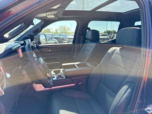 Certified 2025 Toyota Tundra Limited image 13