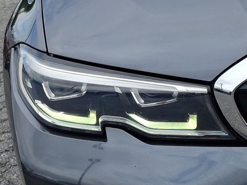 Used 2020 BMW 330i xDrive Sedan w/ Convenience Package AWD/4WD image 9