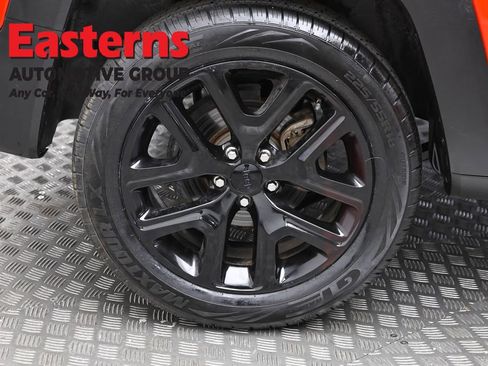 Used 2018 Jeep Renegade Altitude AWD/4WD image 31
