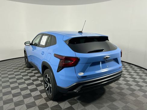 Used 2024 Chevrolet Trax RS w/ Sunroof Package image 5