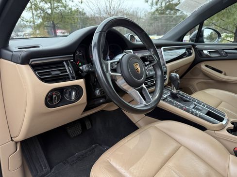 Used 2021 Porsche Macan S image 21