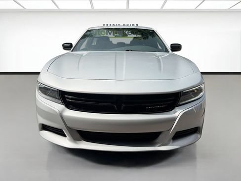 Used 2023 Dodge Charger SXT RWD image 2