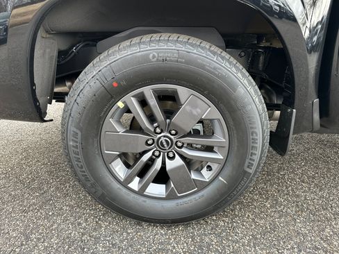 New 2026 Nissan Frontier SV w/ SV Convenience Package image 17