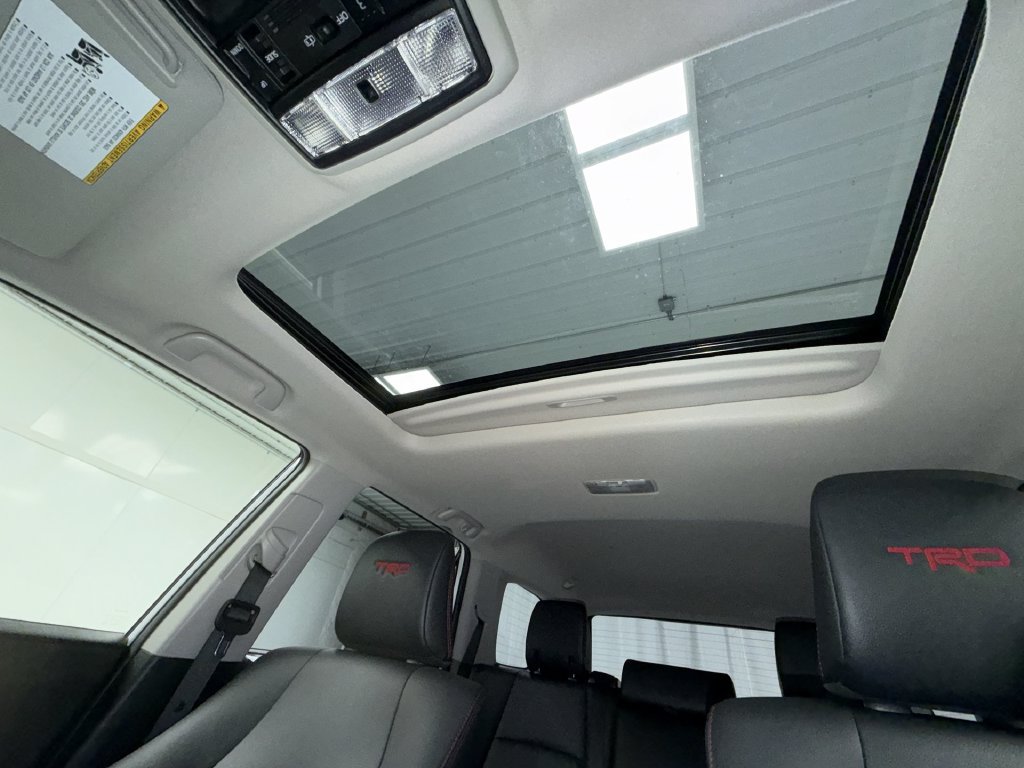 Certified 2024 Toyota 4Runner TRD Off-Road Premium w/ Moonroof Package AWD/4WD image 16