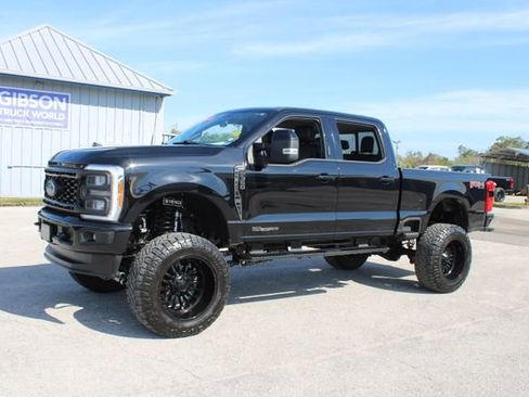 Used 2023 Ford F350 Lariat w/ Sport Appearance Package image 5