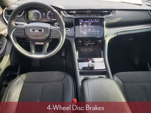 Used 2024 Jeep Grand Cherokee L Altitude AWD/4WD image 32