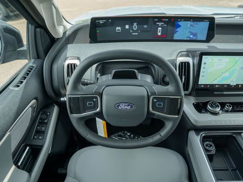 New 2027 Ford Expedition Active RWD image 24