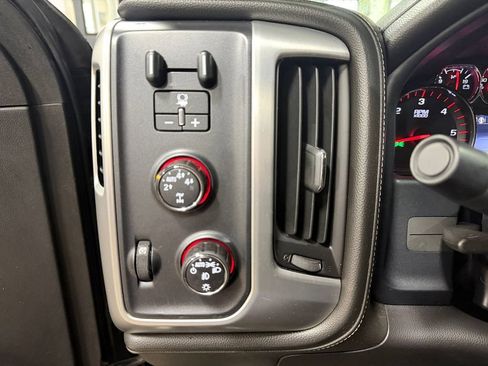 Used 2016 GMC Sierra 1500 SLE w/ SLE Value Package AWD/4WD image 28