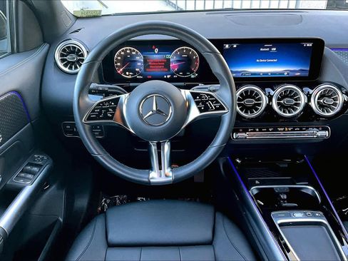 Used 2025 Mercedes-Benz GLA 250 image 5