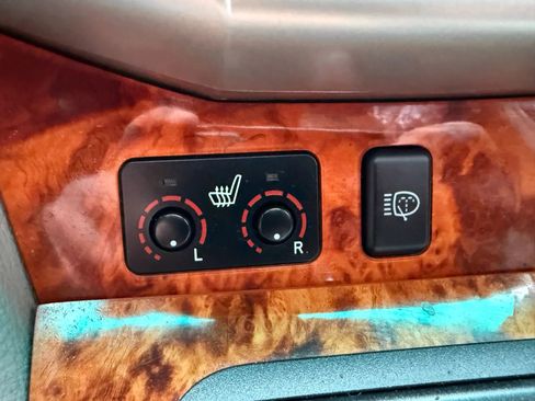 Used 2004 Lexus RX 330 AWD image 21