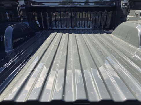 New 2025 Chevrolet Silverado 1500 LT w/ Z71 Off-Road Package image 22