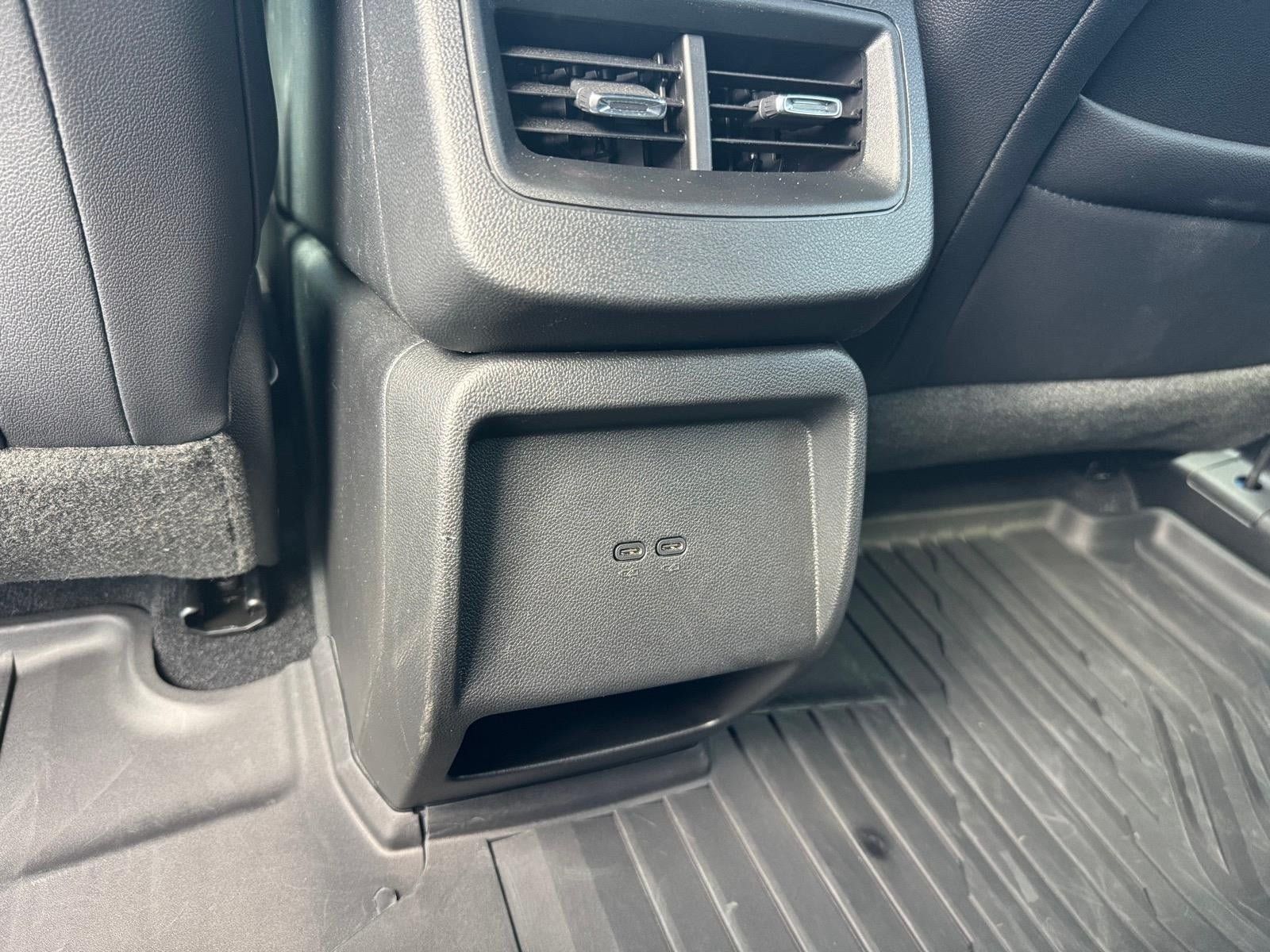 Used 2026 Chevrolet Equinox EV RS AWD/4WD image 7