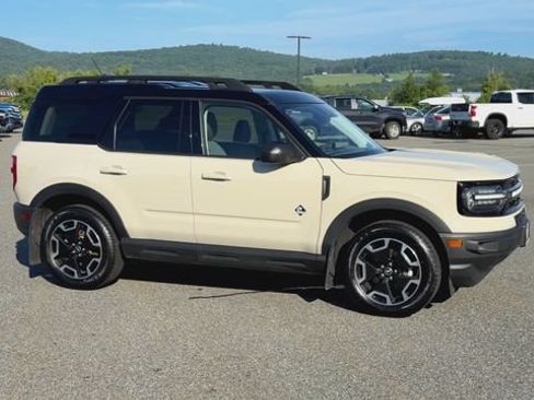 Used 2024 Ford Bronco Sport Outer Banks AWD/4WD image 9