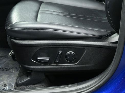 Used 2023 Kia Sorento S FWD image 11