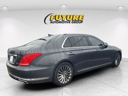 Used 2019 Genesis G90 3.3T Premium image 3