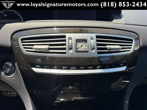 Used 2012 Mercedes-Benz CL 63 AMG image 30