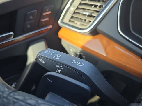 Used 2023 Audi Q5 2.0T Premium Plus image 27