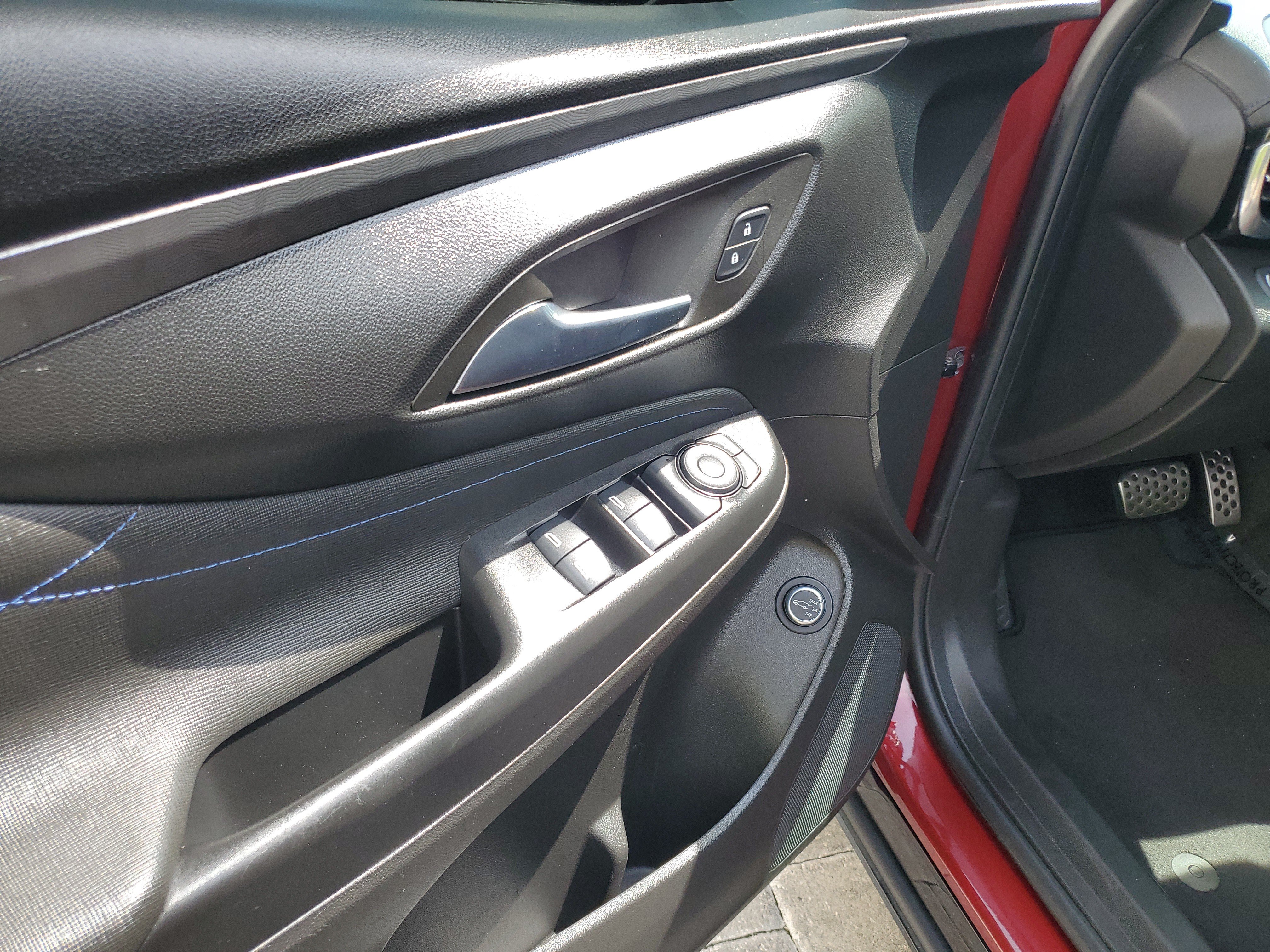 Certified 2024 Buick Envista Sport Touring w/ Convenience I Package FWD image 19