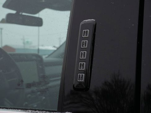 Certified 2024 Ford F450 Lariat w/ Lariat Ultimate Package AWD/4WD image 16