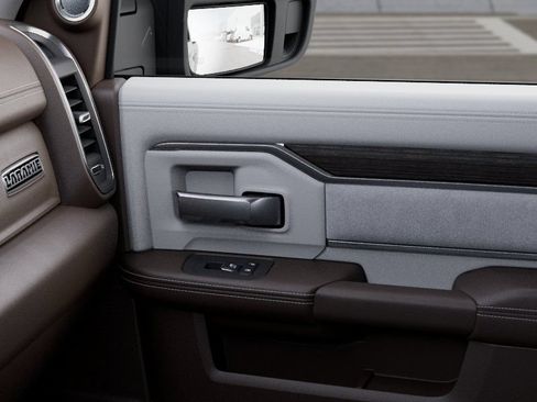 New 2026 RAM 2500 Laramie AWD/4WD image 26