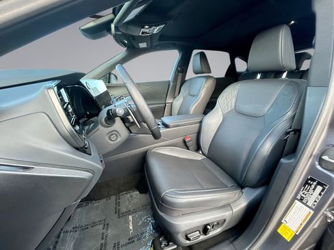 Used 2025 Lexus RX 350 Premium w/ Accessory Package (Z1) FWD image 30