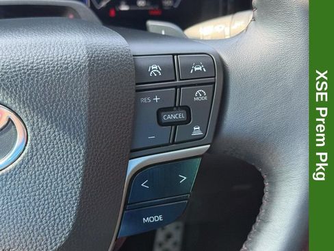 Used 2025 Toyota Camry XSE FWD image 21