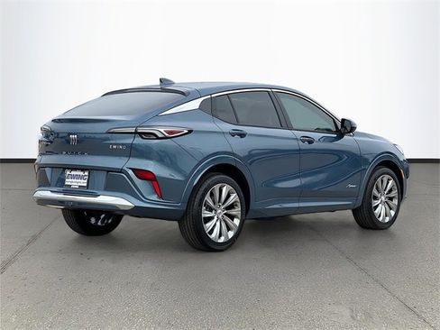 New 2026 Buick Envista Avenir image 4