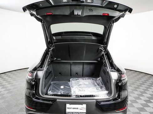 New 2026 Porsche Cayenne S image 33