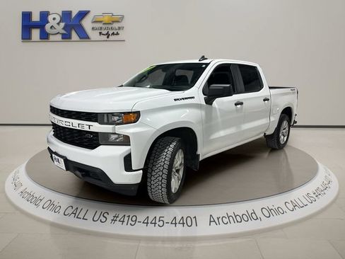 Used 2022 Chevrolet Silverado 1500 Custom w/ LPO, Dark Essentials Package AWD/4WD image 3
