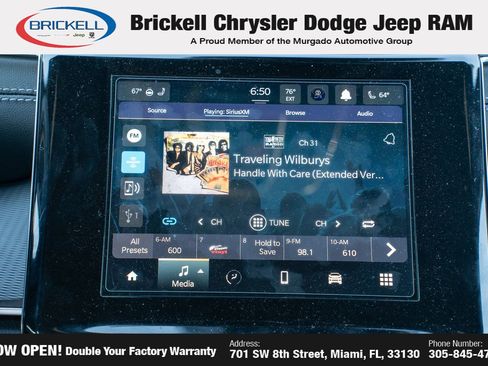 New 2025 Jeep Grand Cherokee Laredo w/ Luxury Tech Group I image 22