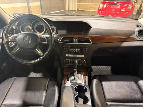 Used 2013 Mercedes-Benz C 300 4MATIC Sedan image 14