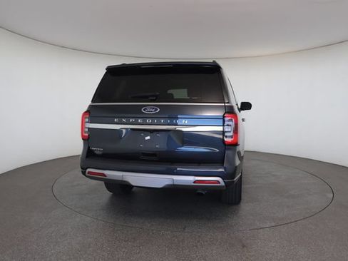 Used 2024 Ford Expedition Limited AWD/4WD image 16