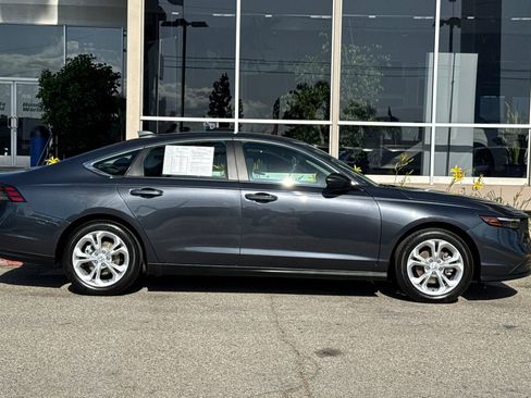 Certified 2025 Honda Accord LX image 3
