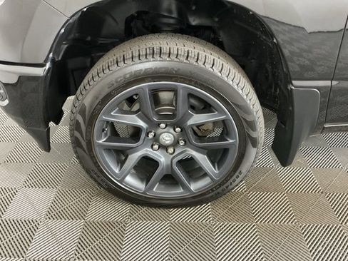 Used 2019 RAM 1500 Sport w/ Level 2 Equipment Group AWD/4WD image 28