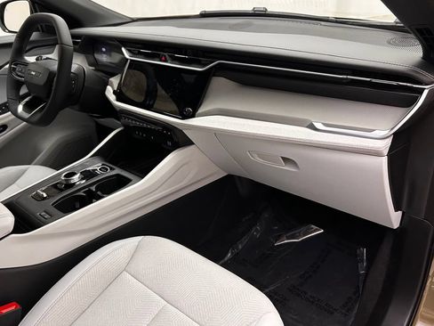 New 2026 Jeep Cherokee Laredo AWD/4WD image 17
