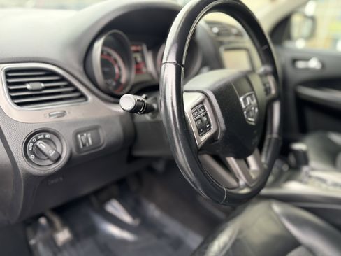 Used 2018 Dodge Journey Crossroad w/ Nav & Sun Group image 17