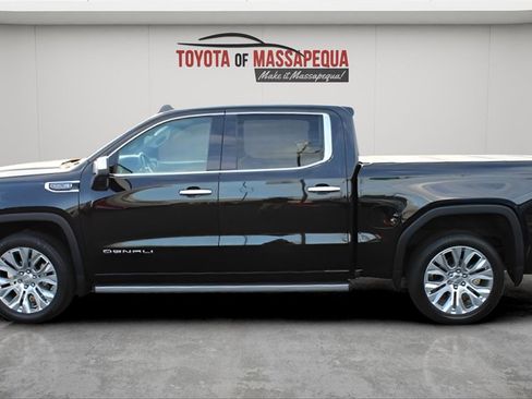 Used 2021 GMC Sierra 1500 Denali w/ Denali Premium Package image 2
