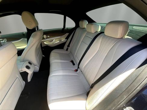 Used 2022 Mercedes-Benz E 350 Sedan image 21