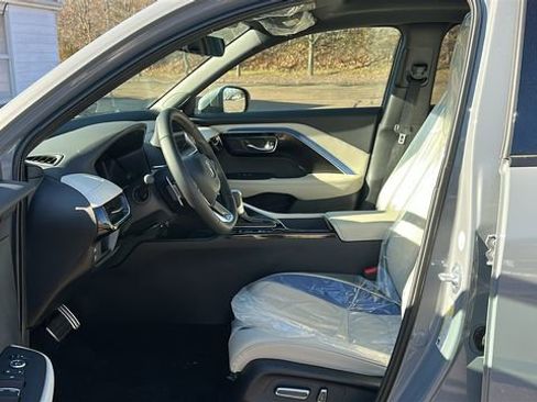 New 2025 Acura ADX A-Spec AWD/4WD image 9