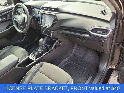 Used 2023 Chevrolet TrailBlazer LT w/ Convenience Package FWD image 10
