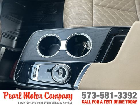 Used 2024 Cadillac Lyriq Luxury w/ Nappa Leather Package AWD/4WD image 21