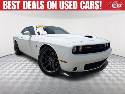Used 2023 Dodge Challenger R/T Scat Pack RWD image 1