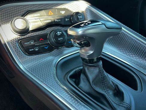 Used 2018 Dodge Challenger SRT Hellcat image 37