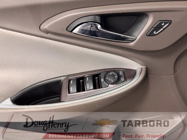 Used 2020 Chevrolet Malibu LT FWD image 26